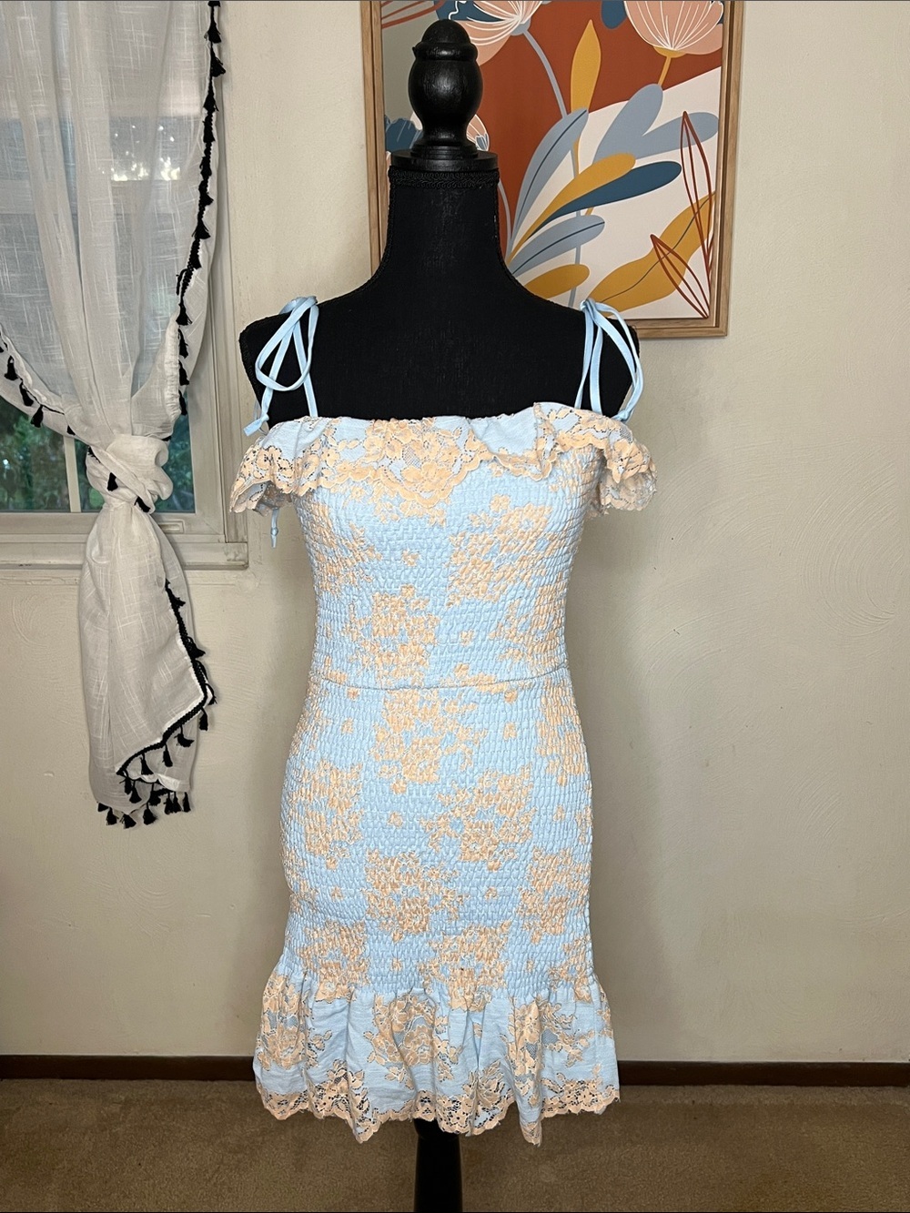 Storia Light Blue & Cream Lace Cocktail Dress Size S